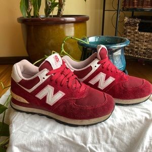 Red new balance 574